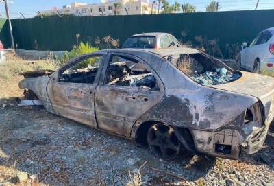 В первом часу ночи в ДТП на Кипре сгорел автомобиль с 32-летней женщиной - evropakipr.com - Кипр - деревня Терсефан