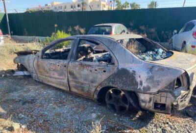 В первом часу ночи в ДТП на Кипре сгорел автомобиль с 32-летней женщиной - russiancyprus.news - Кипр - деревня Терсефан