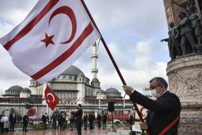 ТРСК отмечает 38-ю годовщину независимости - cyprusbutterfly.com.cy - Никосия - Турция
