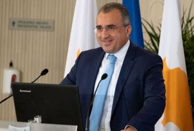 Михалис Хаджипантелас - В январе 2022 года на Кипр привезут 8000 таблеток от Covid-19 - cyprusnews.online - Кипр - 2022 Года