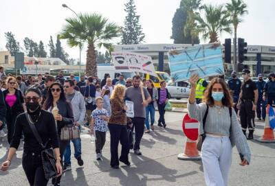Кипрские родители продолжают протестовать против Covid-ограничений для детей - evropakipr.com - Кипр