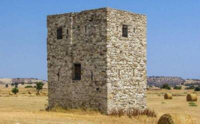 Дозорные башни Кипра: Аламинос - vkcyprus.com - Кипр - Ларнака
