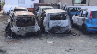 Два человека арестованы за поджог шести автомобилей во Френаросе - kiprinform.com - Фамагуста