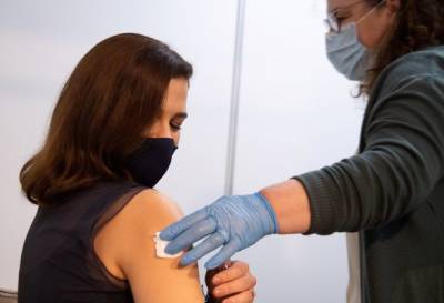 Кипр рекомендует вводить вакцины мРНК от COVID-19 лицам моложе 50 лет - unn.com.ua - Кипр - Украина - Франция - Киев