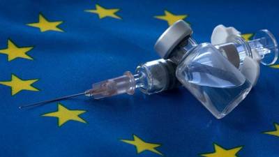 В ЕС было проведено 300 миллионов вакцинаций против Covid-19 - rumedia24.com - Сша - Евросоюз - деревня Ляйен