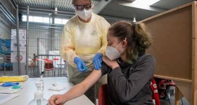 На Кипре начинают COVID-вакцинацию подростков - novostiua.news - Кипр - Украина