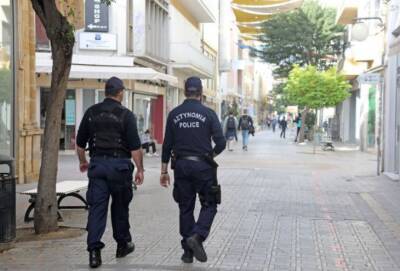 Полиция Ларнаки оштрафовала 21-летнего мужчину с поддельным SafePass на 300 евро - russiancyprus.news - Кипр