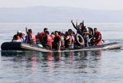 На Кипр прибыли две лодки с нелегальными мигрантами - evropakipr.com - Кипр