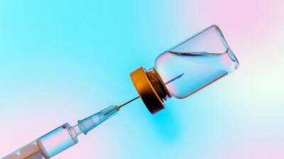 EMA оценивает данные о бустерной дозе вакцины против COVID-19 Comirnaty - rumedia24.com
