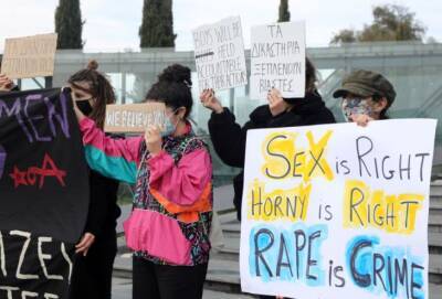 Верховный суд Кипра оправдал 21-летнюю британку по делу о ее групповом изнасиловании 12 израильтянами в Айя-Напе - cyprusnews.online - Кипр - Никосия - Израиль - Англия