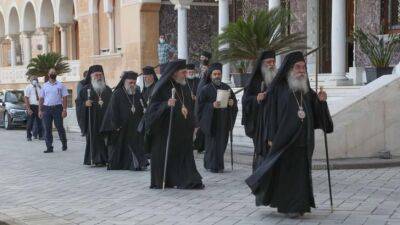 Игра престолов от членов Священного Синода Кипрской церкви - kiprinform.com - Кипр