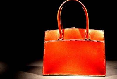 Жительница Лимассола заплатила 13 700 евро за брендовую сумочку. Продавец перестал выходить на связь - evropakipr.com - Кипр