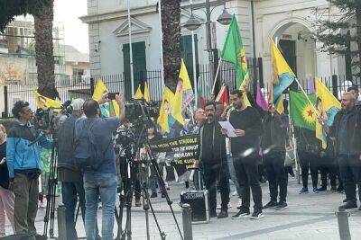 В Лимассоле курдская диаспора провела митинг против турецкой агрессии в отношении Сирии и Ирака - cyprusbutterfly.com.cy - Кипр - Турция - Сирия - Стамбул - Ирак