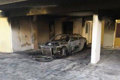 В Пафосе сожгли спорткар на парковке жилого комплекса - cyprusbutterfly.com.cy