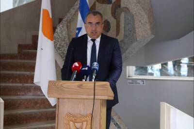 Михалис Хаджипантелас - Глава минздрава Кипра находится в самоизоляции в подвале своего дома - evropakipr.com - Кипр