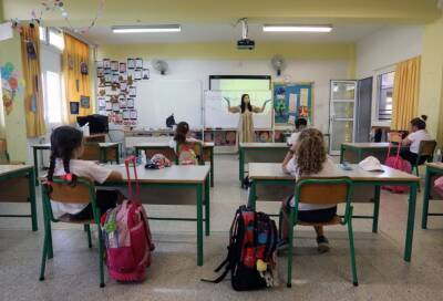В пятницу в кипрских госшколах и детсадах отсутствовали 1403 педагога - evropakipr.com - Кипр
