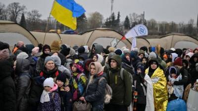 Из 14 000 украинских беженцев на Кипре, только около 6 000 ходатайствуют о предоставлении им статуса временной защиты - rumedia24.com - Кипр - Украина