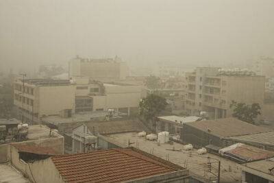 Над Кипром снова нависло мощное облако пыли! - cyprusbutterfly.com.cy - Кипр - Никосия