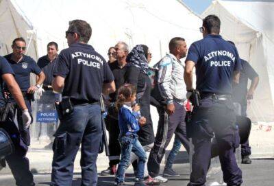На Кипр приплыла очередная лодка с беженцами - russiancyprus.news - Кипр - Афганистан - Пакистан - Сирия - Индия - Нигерия - Конго