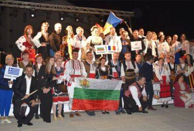 В Протарасе и Айя-Напе прошел фестиваль народных танцев, организованный Международной полицейской ассоциацией - cyprusnews.online - Кипр - Израиль - Греция - Румыния - Болгария - Македония