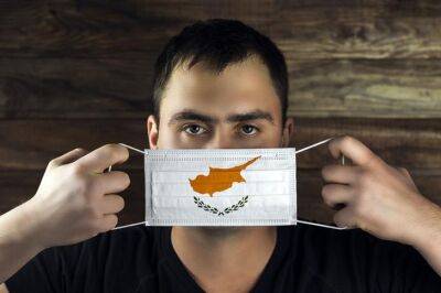 В определенных секторах возможно повторное введение обязательного использования масок - kiprinform.com - Кипр
