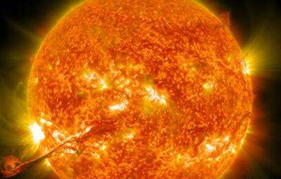 Массивная солнечная вспышка, приближающаяся к Земле, может привести к отключению электричества - kiprinform.com - Сша