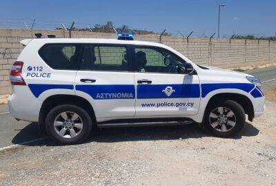 Стелиос Папатеодор - На Кипре объявлен в розыск 32-летний иностранец. Он сбежал в наручниках из движущегося автомобиля полиции - evropakipr.com - Кипр - Никосия - Пакистан