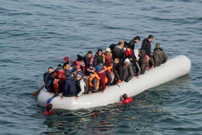 Лодка с 49 мигрантами в Пафосе - kiprinform.com - Кипр - Италия