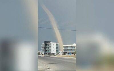 Торнадо в Агландже попало на видео - vkcyprus.com - Кипр - Никосия