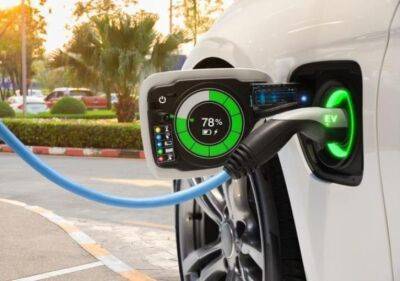 Яннис Карусос - Кипр превысил целевой показатель по регистрации электромобилей к 2022 году - kiprinform.com - Кипр - Израиль - Греция