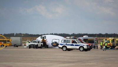 Пассажир скончался во время полета в Пафос из Великобритании - kiprinform.com - Англия