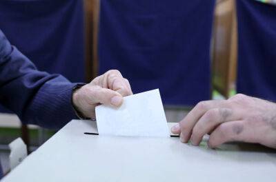 Более 10 000 человек зарегистрировались для голосования за границей на президентских выборах - kiprinform.com - Кипр - Греция - Лондон - Афины - Брюссель - Париж - Вена - Берлин - Нью-Йорк