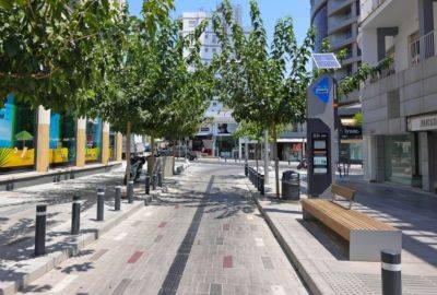 Алексис Вафиадис - На Кипре подписан контракт на установку автобусных остановок. За 60 млн. евро - evropakipr.com - Кипр - Никосия