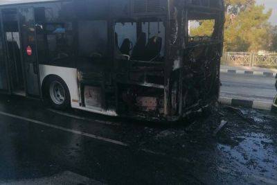 В Никосии во время движения загорелся школьный автобус с детьми! - cyprusbutterfly.com.cy - Никосия