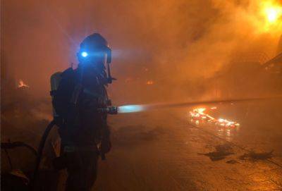 Андреас Кеттис - В Ларнаке во время работы пожарные были атакованы камнями - evropakipr.com - Кипр - Никосия