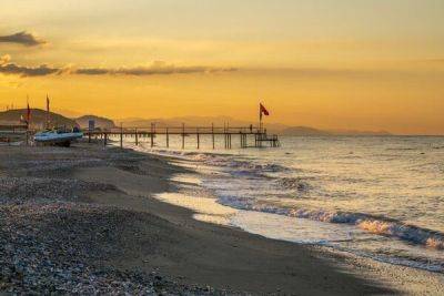 На пляже Дженгизкёй провели экологическую уборку - cyprusbutterfly.com.cy - Кипр - Президент