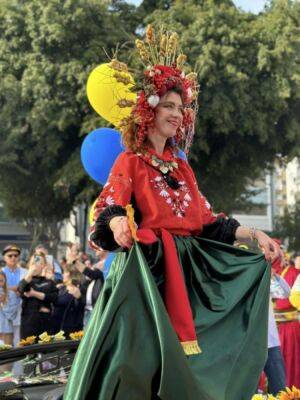 Украинская колонна впервые приняла участие в лимассольском карнавале - cyprus-daily.news - Кипр - Украина