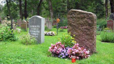 Можно ли на Пасху ходить на кладбище? - cyplive.com - Греция