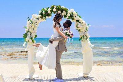 30 лет — идеальный﻿ возраст для вступления в брак на Кипре - cyprusbutterfly.com.cy - Кипр - Никосия