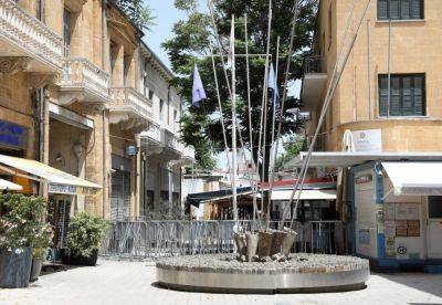 Трое полицейских подверглись нападению на пункте пропуска Ледра - kiprinform.com - Кипр