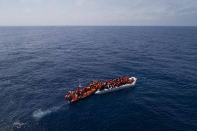 Полиция арестовала четверых после того, как лодка с мигрантами была обнаружена у мыса Греко - kiprinform.com