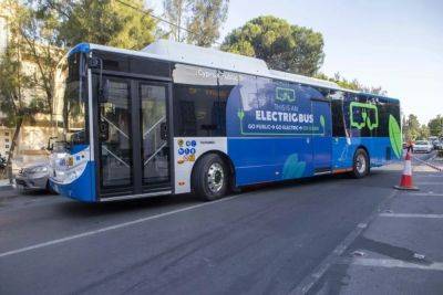 Алексис Вафиадес - Первые электрические автобусы на Кипре - kiprinform.com - Кипр