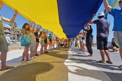 В Ларнаке отметили день государственного флага Украины - cyprusbutterfly.com.cy - Кипр - Украина