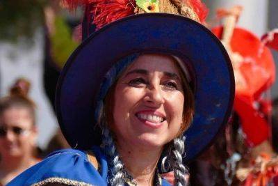 Муниципалитет Лимассола выбрал королеву карнавала 2024 года - cyprusbutterfly.com.cy - Тула