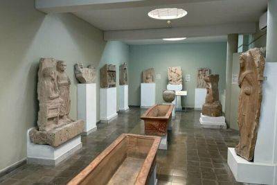 Василика Кассианиду - На Кипре оцифровано почти 100 000 музейных артефактов! - cyprusbutterfly.com.cy - Кипр