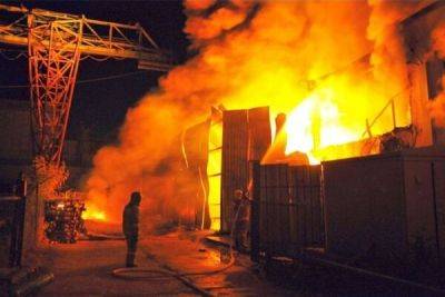 Пожар в промышленной зоне в северной Никосии подчеркивает беспредел на предприятии - cyprusbutterfly.com.cy - Никосия