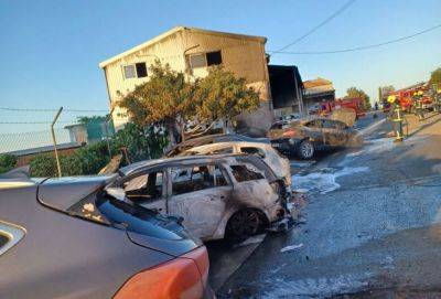 Ранним утром в ремонтной мастерской в Каймакли вспыхнул пожар. Уничтожены 12 автомобилей - russiancyprus.news - Кипр - Никосия