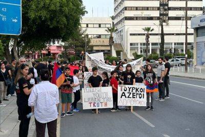 В Никосии прошел митинг в память жертв Геноцида армян - cyprusbutterfly.com.cy - Кипр - Никосия - Турция - Азербайджан