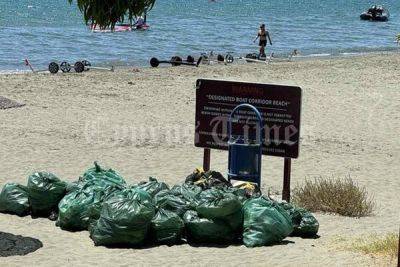 Купальщики жалуются на мусор и зловоние на пляже в Лимассоле - cyprusbutterfly.com.cy