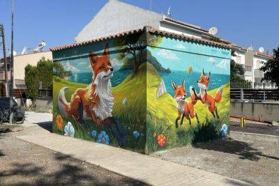 В Лимассоле унылые трансформаторные будки украсили граффити - cyprusbutterfly.com.cy - Кипр